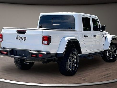 Used 2023 Jeep Gladiator Rubicon w/ Cold Weather Group AWD/4WD image 2