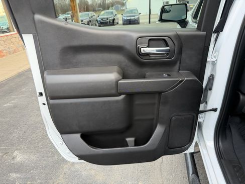 Used 2022 Chevrolet Silverado 1500 LT w/ Bed Protection Package image 15