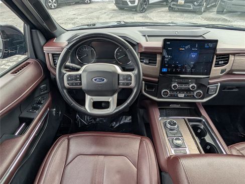 Used 2024 Ford Expedition Max Limited image 18