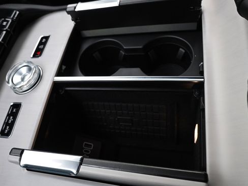 New 2025 Lincoln Navigator Reserve w/ Jet Appearance Package image 29