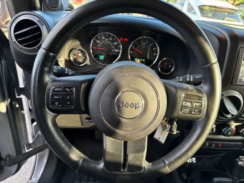 Used 2013 Jeep Wrangler Unlimited Sport AWD/4WD image 18