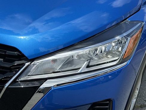 Used 2025 Nissan Kicks Play S FWD image 11