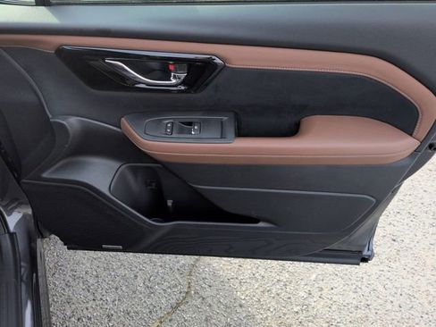New 2026 Subaru Forester Touring AWD/4WD image 37
