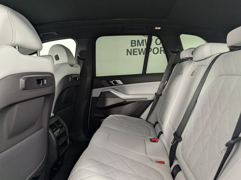 New 2026 BMW X5 xDrive40i image 13