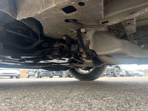 Used 2019 Dodge Grand Caravan SXT image 21