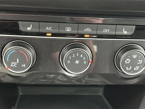 Used 2024 Volkswagen Tiguan Wolfsburg Edition AWD/4WD image 21