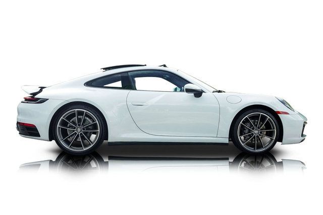 Used 2020 Porsche 911 Carrera RWD image 2