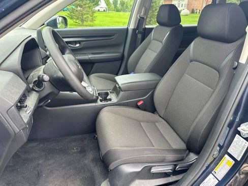 Used 2025 Honda CR-V LX image 14