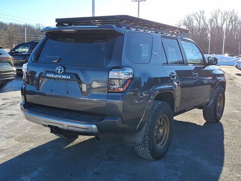 Used 2020 Toyota 4Runner TRD Off-Road Premium image 26