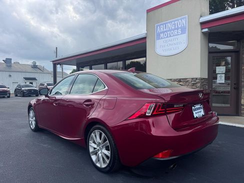Used 2015 Lexus IS 250 RWD image 3