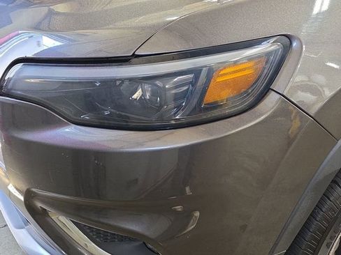 Used 2019 Jeep Cherokee Limited AWD/4WD image 47
