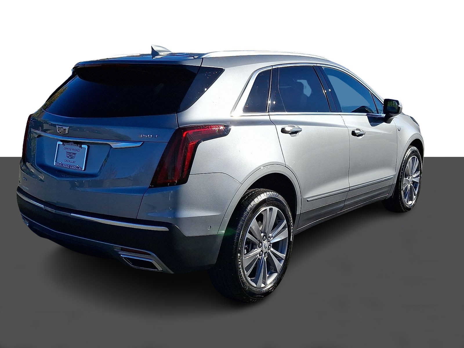 Used 2026 Cadillac XT5 Premium Luxury w/ Driver Assist Package AWD/4WD image 6