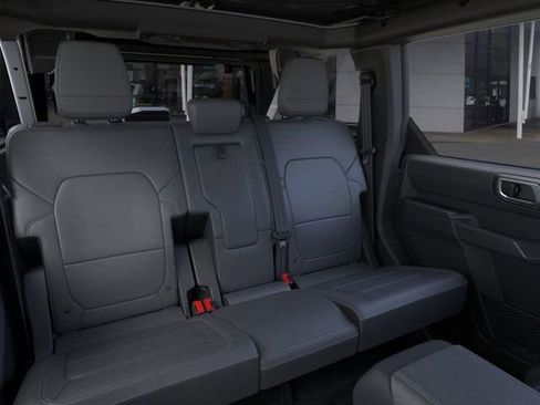 New 2026 Ford Bronco Badlands image 12