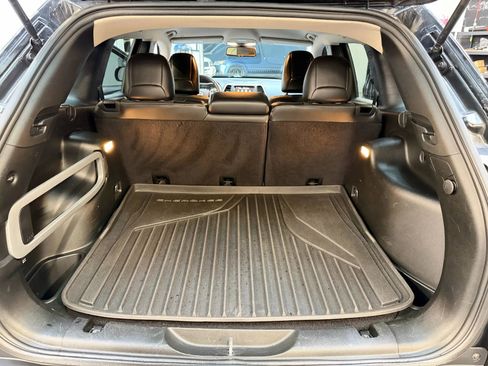 Used 2018 Jeep Cherokee Latitude Plus image 17