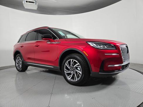 New 2026 Lincoln Corsair Premiere w/ Rear Removable Package Tray FWD image 2