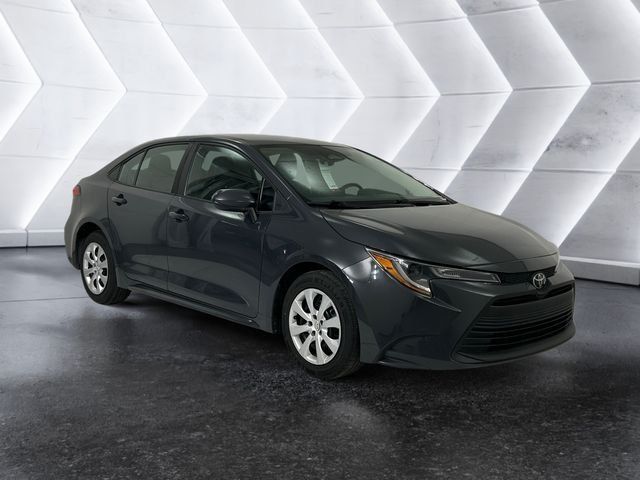 Used 2023 Toyota Corolla LE FWD image 1
