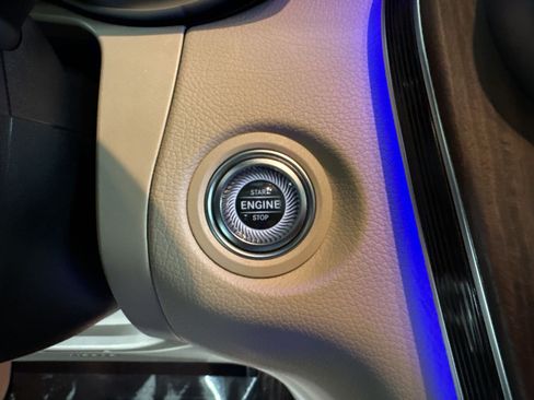 Certified 2022 Mercedes-Benz GLC 300 4MATIC image 26