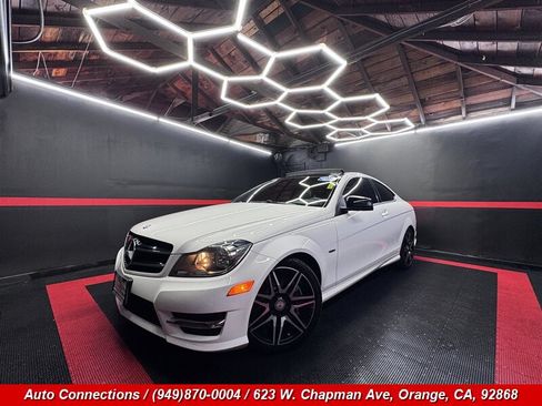 Used 2014 Mercedes-Benz C 250 Coupe image 2