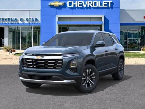 New 2026 Chevrolet Equinox LT image 6