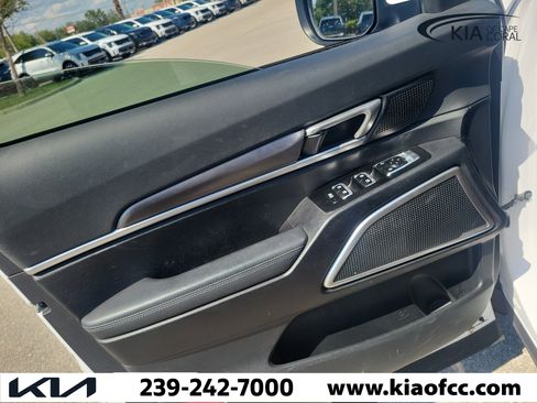 Certified 2024 Kia Telluride LX FWD image 22