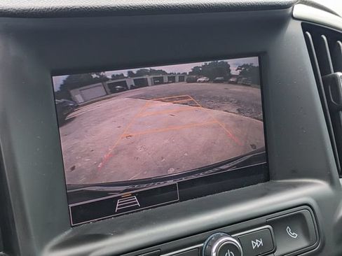 Certified 2024 GMC Terrain SLE w/ Driver Convenience Package FWD image 30
