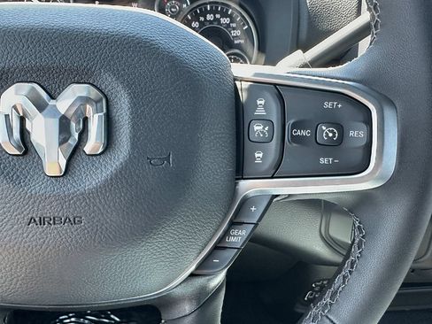 New 2026 RAM 2500 Big Horn AWD/4WD image 22