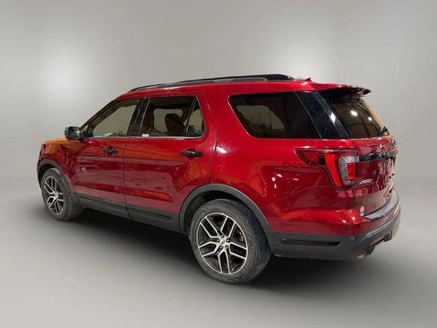 Used 2018 Ford Explorer Sport w/ Equipment Group 401A image 3