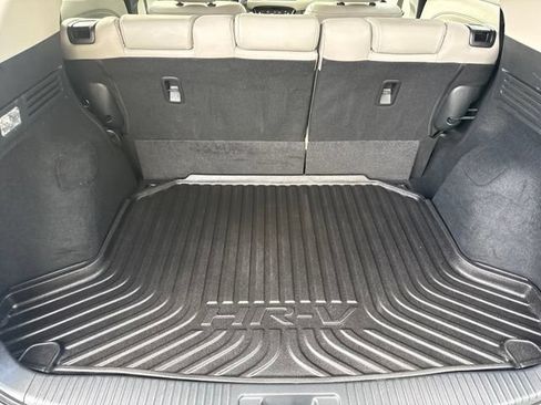 Used 2018 Honda HR-V EX-L image 37