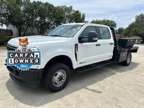 Used 2023 Ford F350 XL w/ Snow Plow Prep Package AWD/4WD image 1