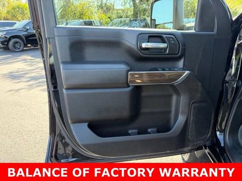 Used 2023 Chevrolet Silverado 2500 LT AWD/4WD image 12