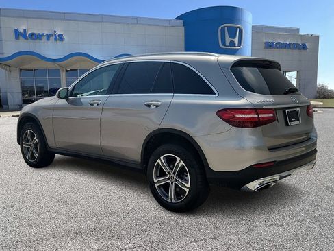 Used 2019 Mercedes-Benz GLC 300 4MATIC w/ Premium Package image 3