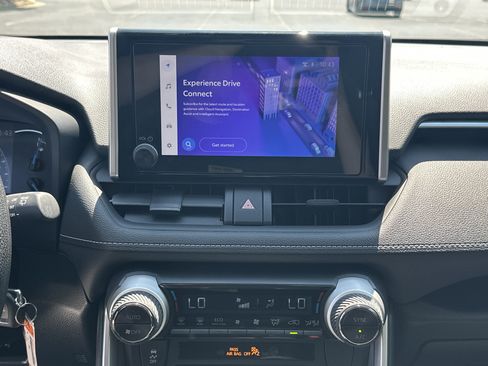 Certified 2025 Toyota RAV4 LE AWD/4WD image 24
