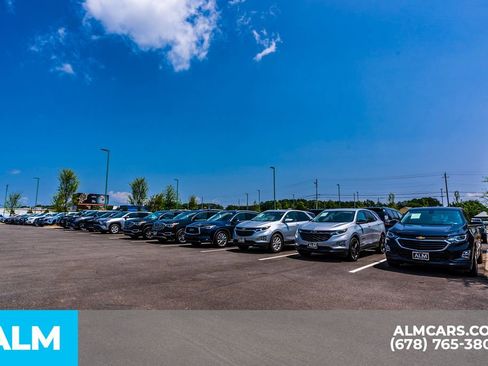 Used 2025 Nissan Rogue SV FWD image 58