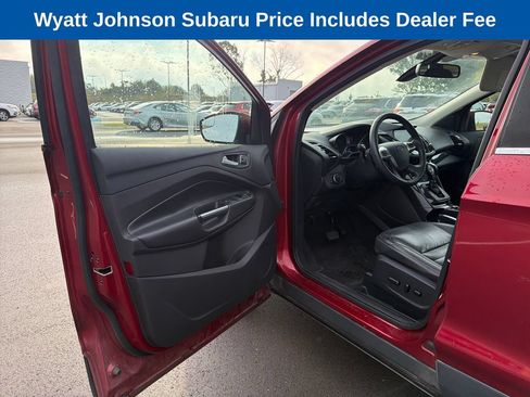 Used 2016 Ford Escape Titanium FWD image 19