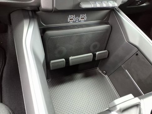 New 2025 RAM 1500 Tradesman image 30