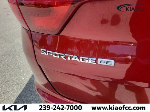Used 2019 Kia Sportage LX FWD image 11