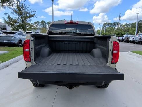 Used 2021 Chevrolet Colorado ZR2 AWD/4WD image 15