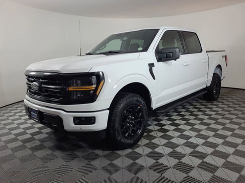 New 2026 Ford F150 XLT w/ Equipment Group 302A MID AWD/4WD image 7