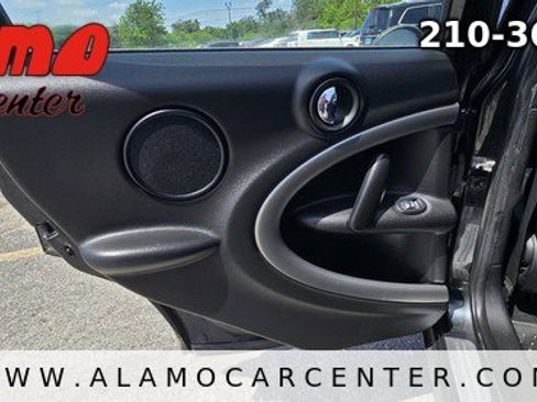 Used 2013 MINI Cooper Countryman w/ Cold Weather Pkg FWD image 28