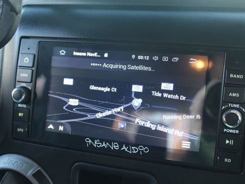 Used 2015 Jeep Wrangler Sport image 24