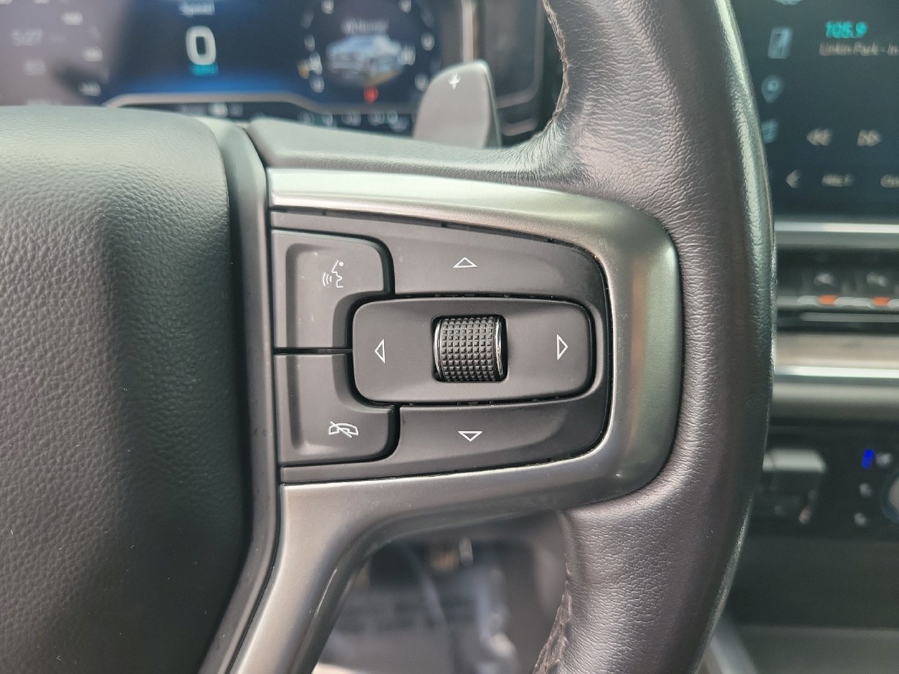Certified 2023 Chevrolet Silverado 1500 LTZ AWD/4WD image 20