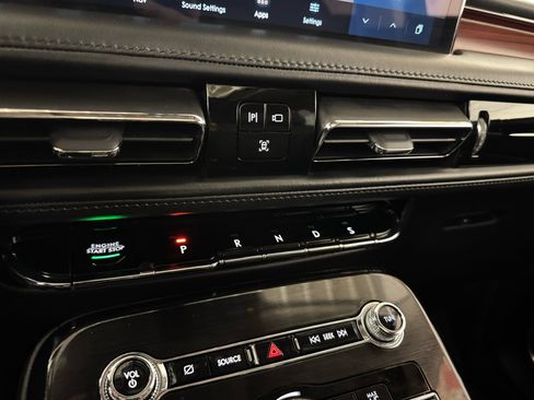 Used 2022 Lincoln Nautilus Reserve w/ Equipment Group 201A image 28