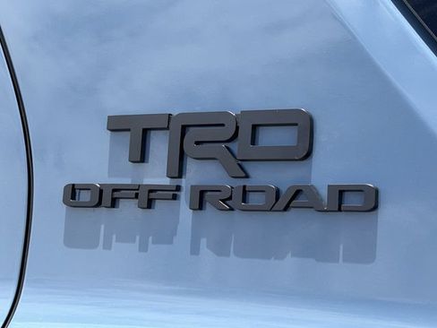 New 2026 Toyota 4Runner TRD Off-Road Premium AWD/4WD image 9