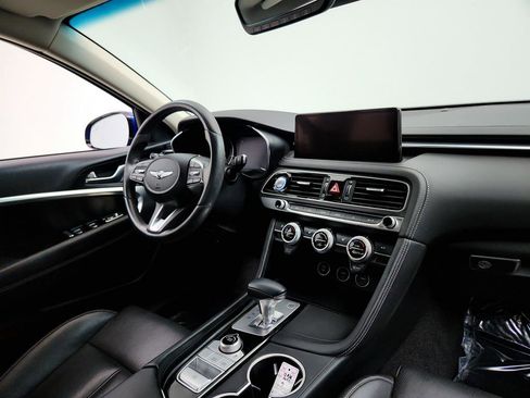 Used 2022 Genesis G70 2.0T image 26