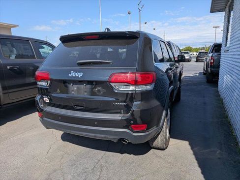 Certified 2022 Jeep Grand Cherokee Laredo E w/ Security & Convenience Group AWD/4WD image 4