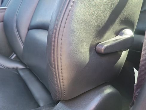 Used 2017 MAZDA MAZDA3 Touring image 18