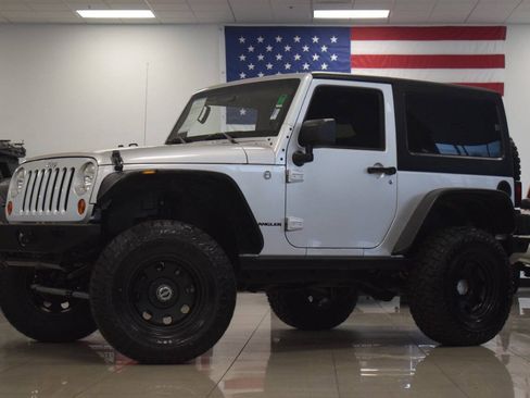 Used 2011 Jeep Wrangler Rubicon w/ Trailer Tow Group AWD/4WD image 16