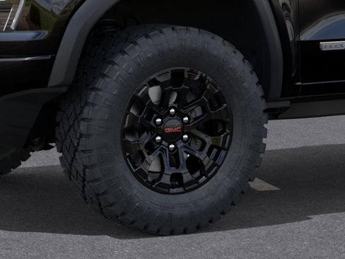 New 2026 GMC Canyon Elevation w/ Convenience Package RWD image 9