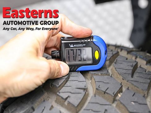 Used 2020 Jeep Wrangler Sport AWD/4WD image 24