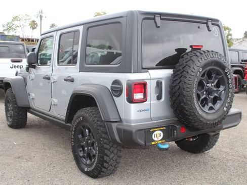 Used 2023 Jeep Wrangler Unlimited w/ Cold Weather Group AWD/4WD image 3